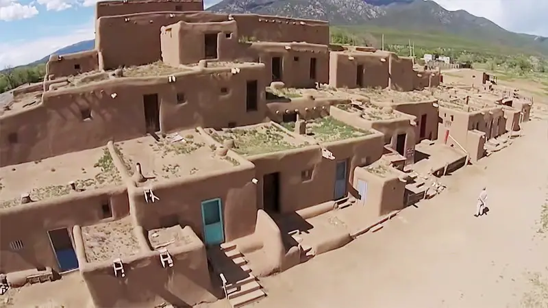 Kind Of Indians Live In Taos