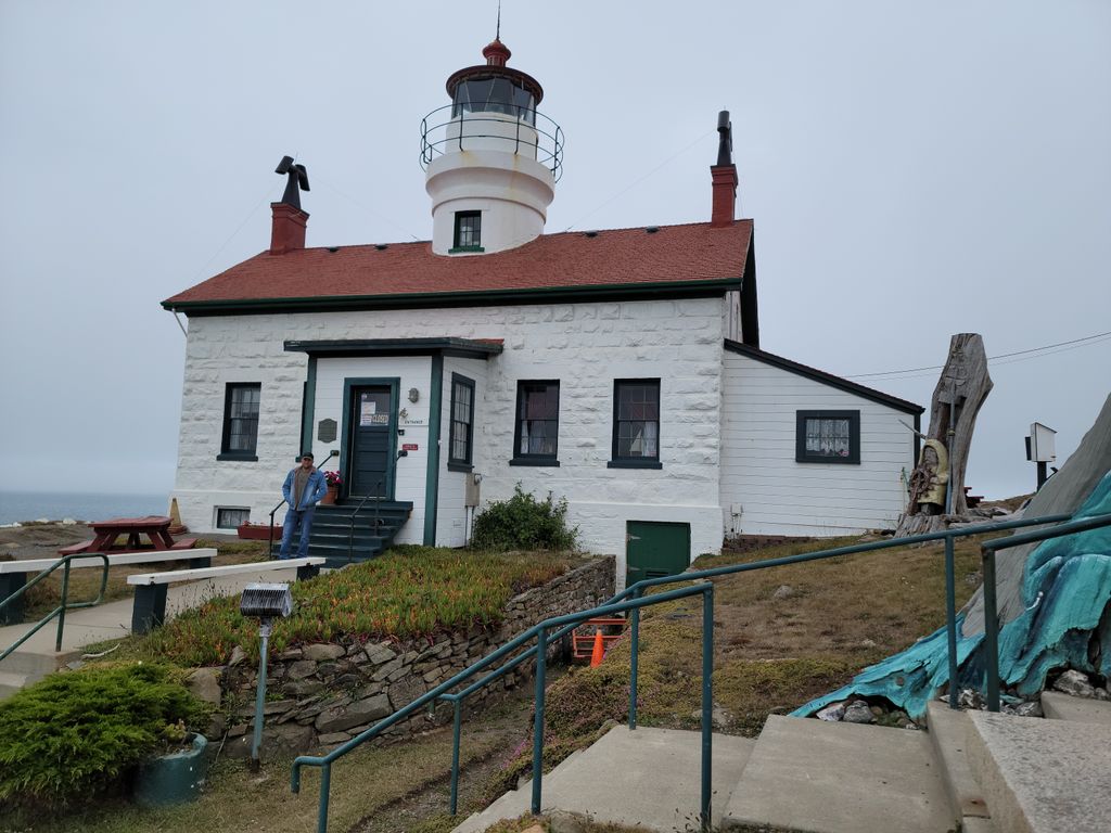 Battery Point Lighthouse and Museum/Crescent City Lighthouse