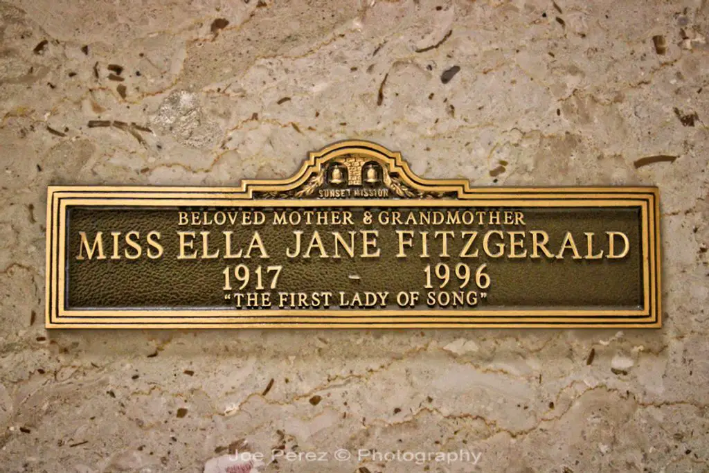 Ella Fitzgerald Grave
