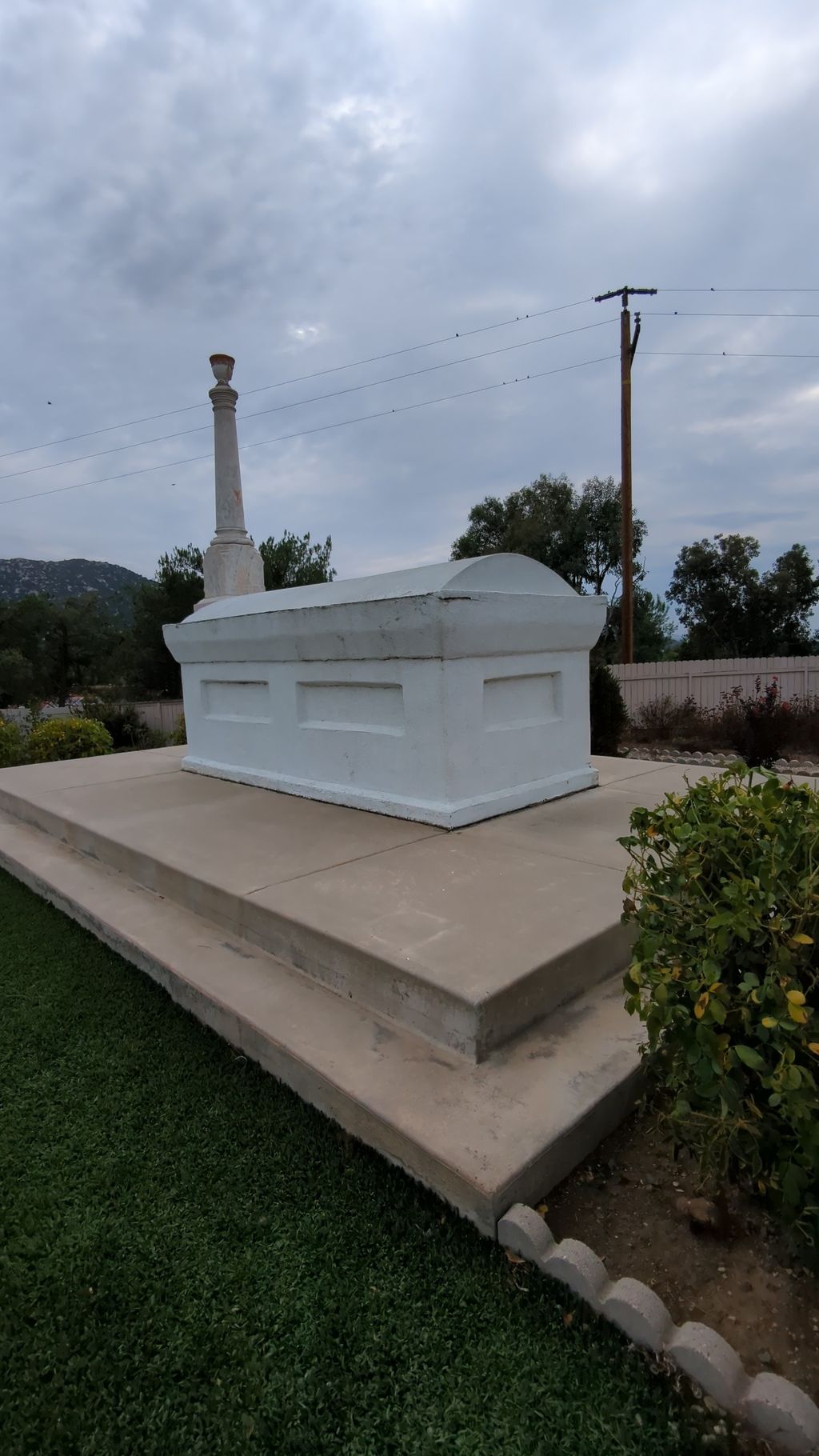 Louis Wolf Tomb