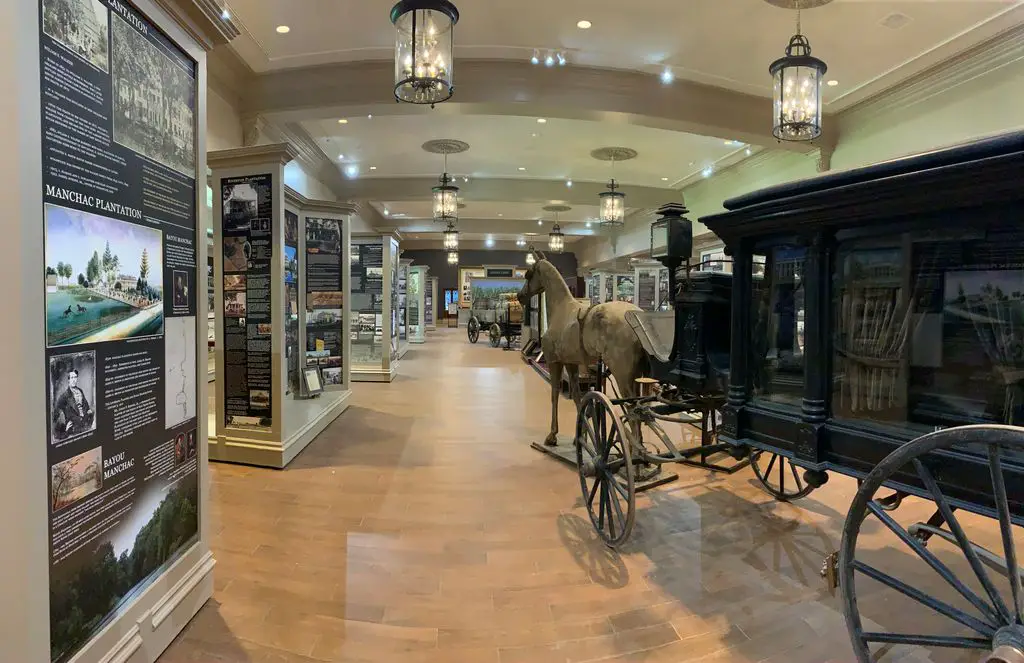 The Great River Road Museum