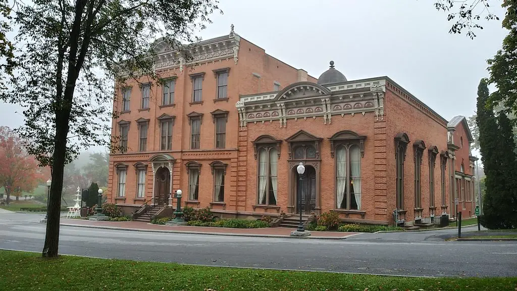 The Saratoga Springs History Museum