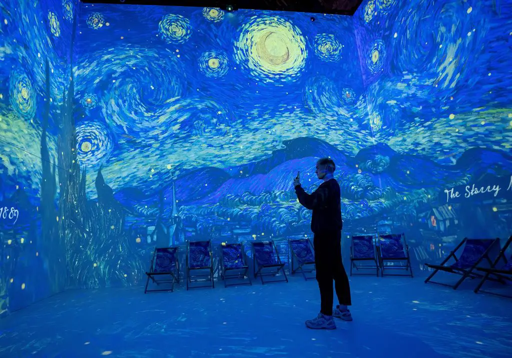 Van Gogh Sacramento Exhibit: The Immersive Experience