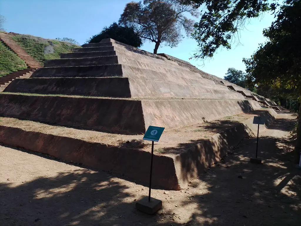 Zona Arqueológica Soledad de Maciel-Xihuacan