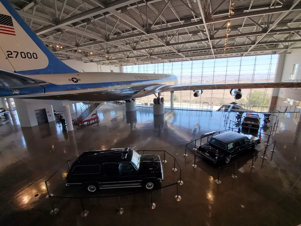 Air Force One Discovery Center