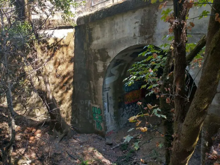 Glenwood-Laurel Tunnel South Portal