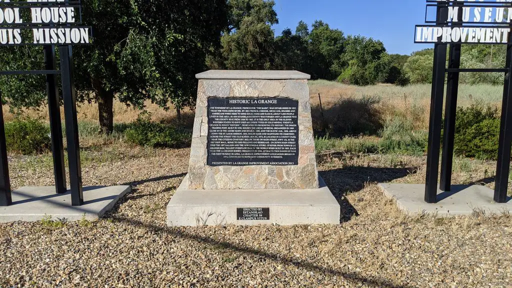 Historic La Grange Monument