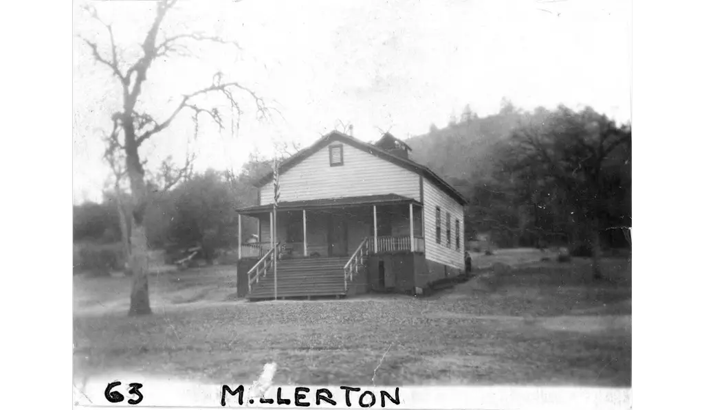 Historical 2nd location of Millerton Elementary School