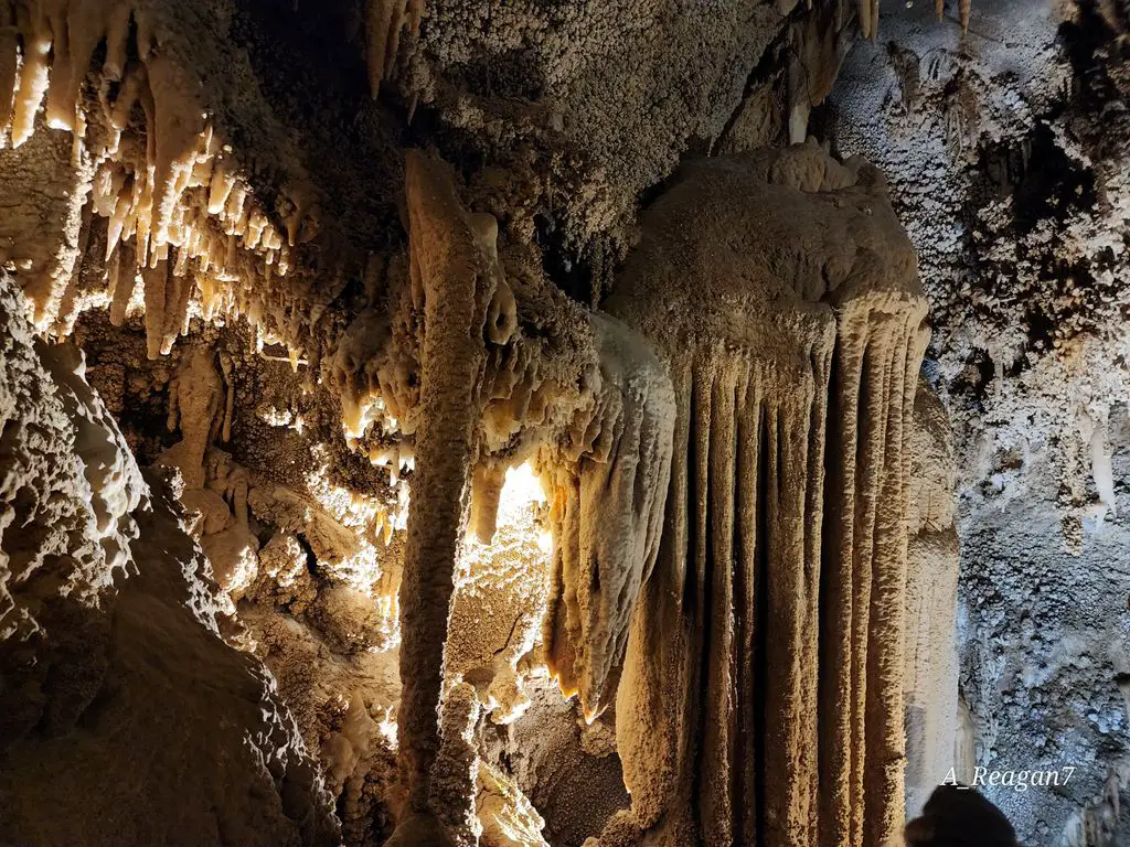 Lake Shasta Caverns National Natural Landmark