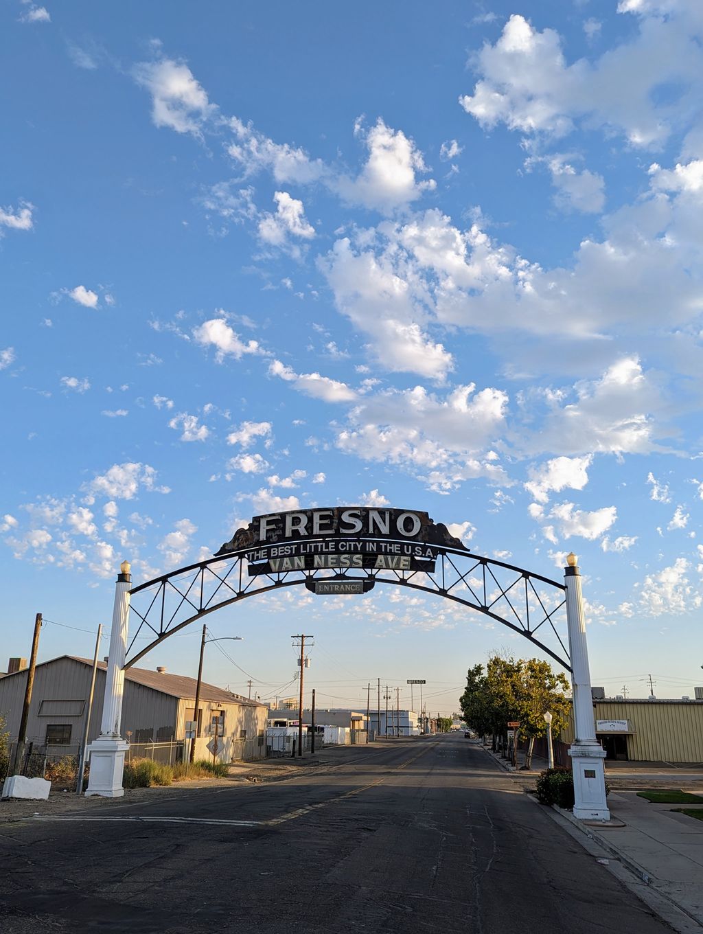 Van-Ness-Arch-Fresno-entrance-gate